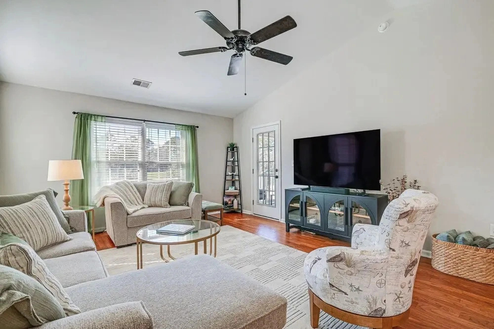 Pool & Hot Tub Access: True Blue Golf Resort Condo