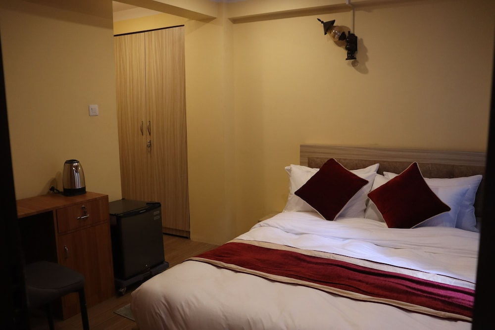 Jhigu Chhen Homestay and Nepal
