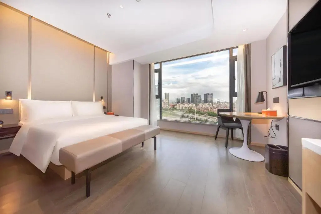 Atour Hotel Zhuhai Gongbei Fuhuali
