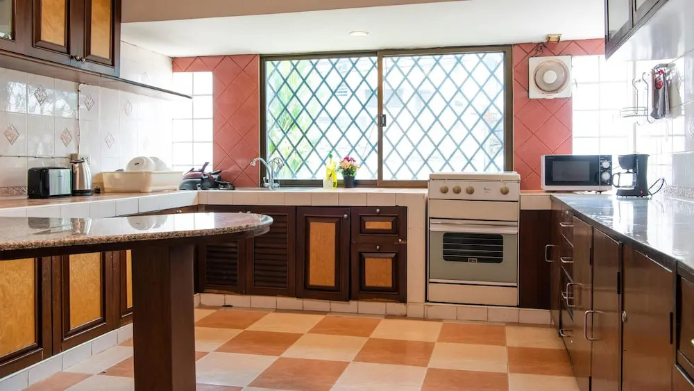 3 Br/ 300 Sqm/siam&platinum /wifi/hbo Go/ Netflix