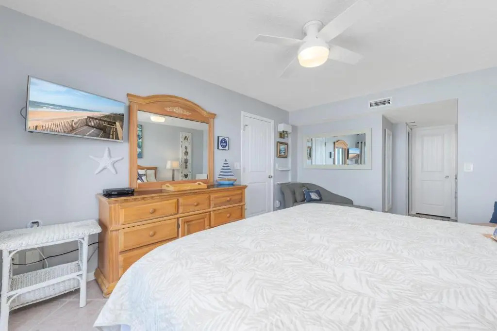 Windjammer 403, 2 Bedrooms, 4th Floor, Ocean Front, Elevator, Sleeps 6
