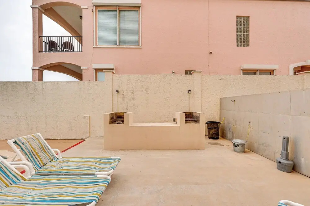 Dogs Welcome: Beachfront South Padre Island Condo