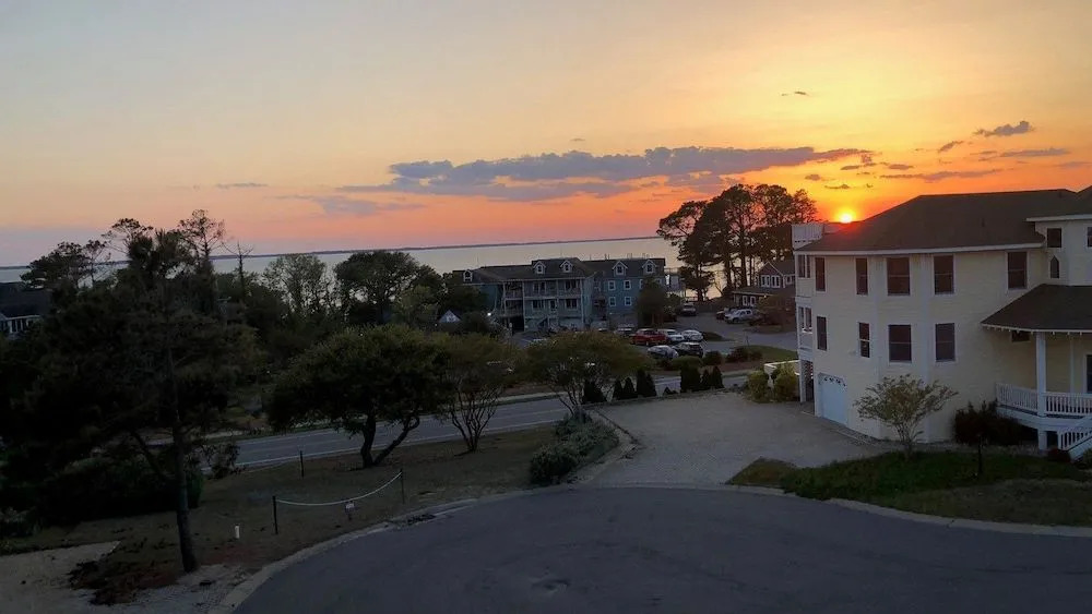 Knot 4 Sail - 6 Br Home