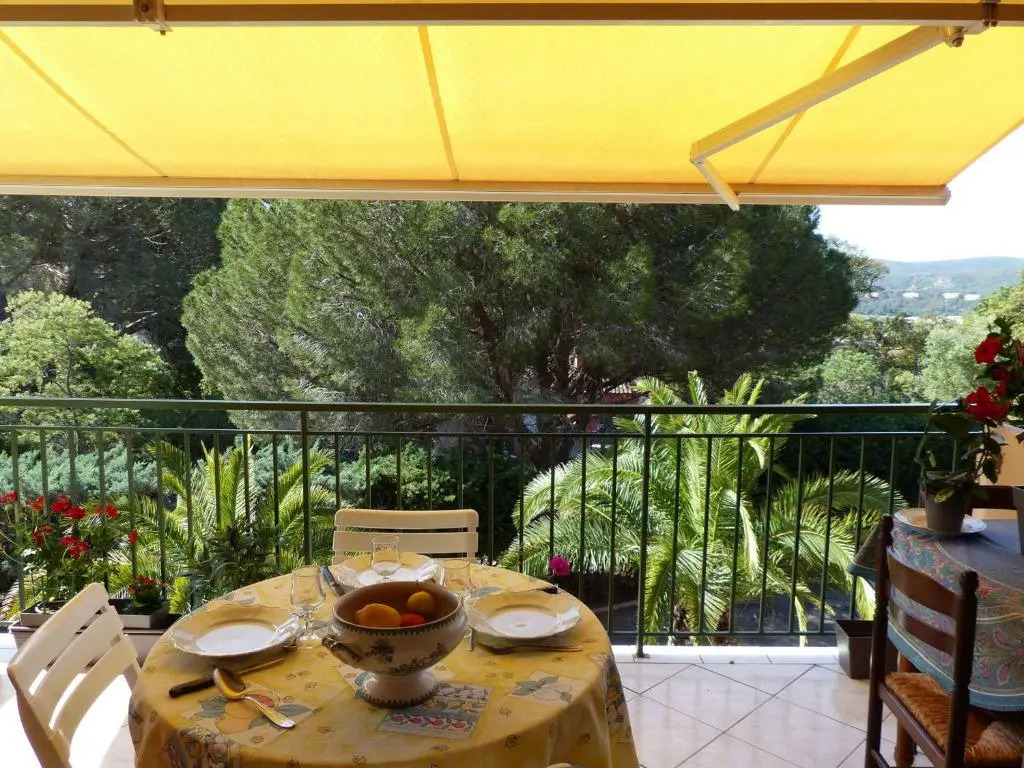 Appartement Le Lavandou, 3 pièces, 4 personnes - FR-1-308-144