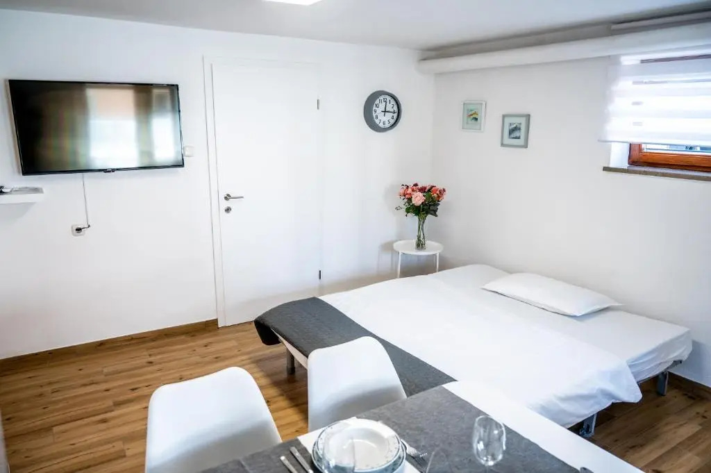 Bed & Breakfast Adelsberg Inn