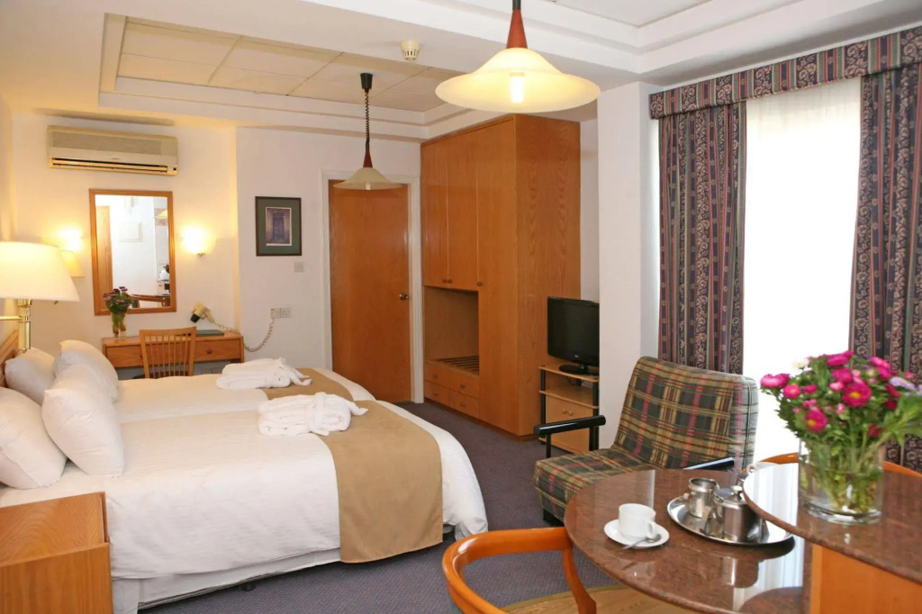 Chrielka Hotel