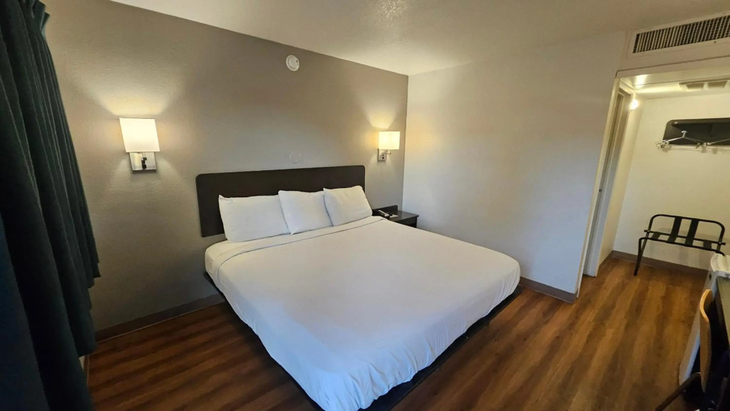 Motel 6 Blythe, CA