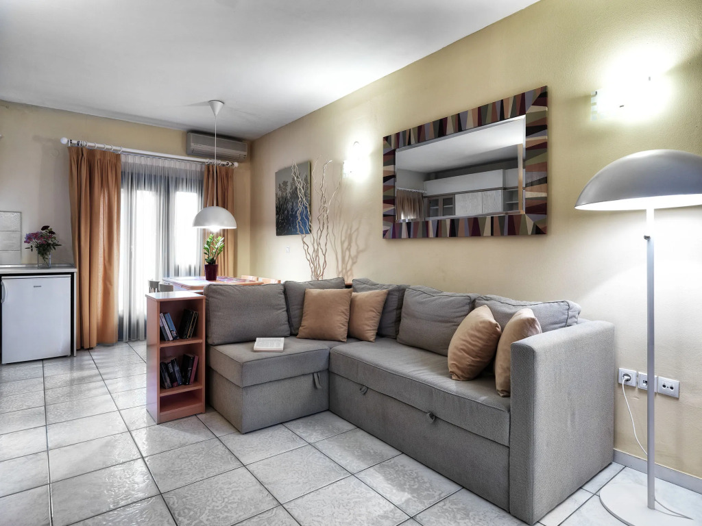 Elia Apartments