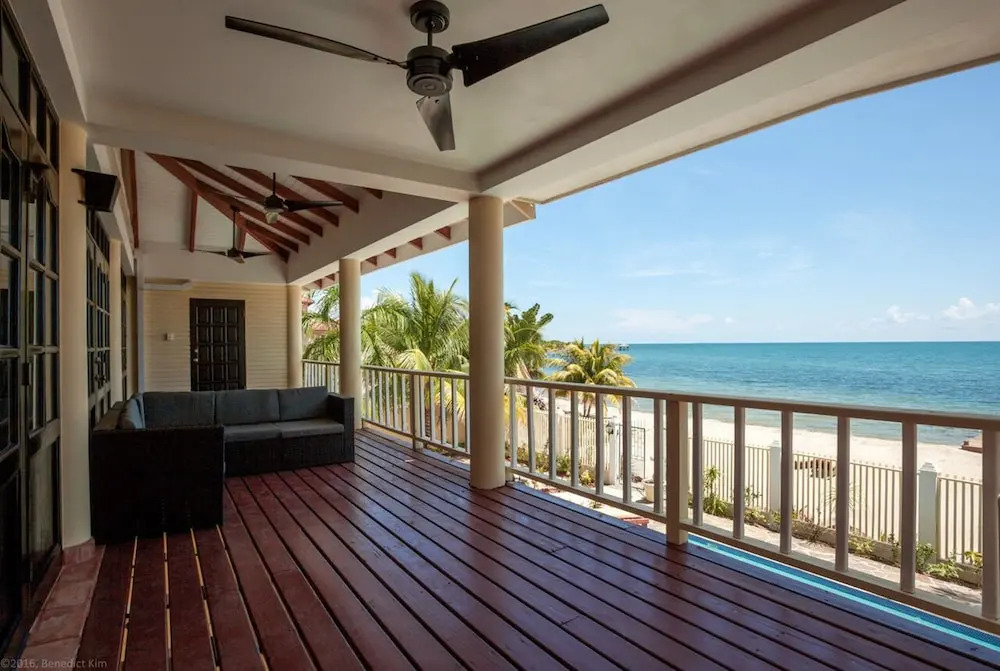 Mission Bay - Large 5 Bedroom Oceanfront w Pier and Pool