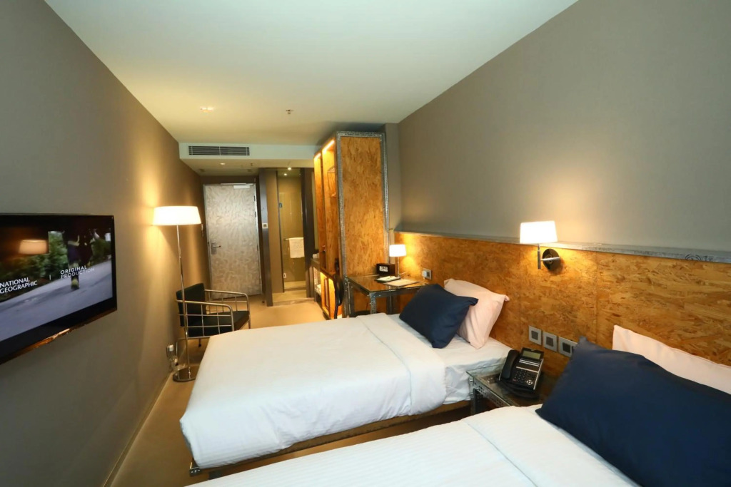 IND Hotel