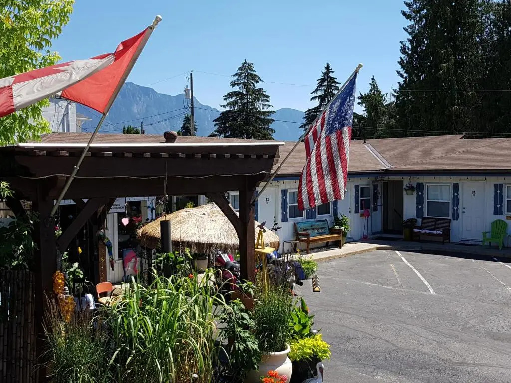 Creston Valley Motel