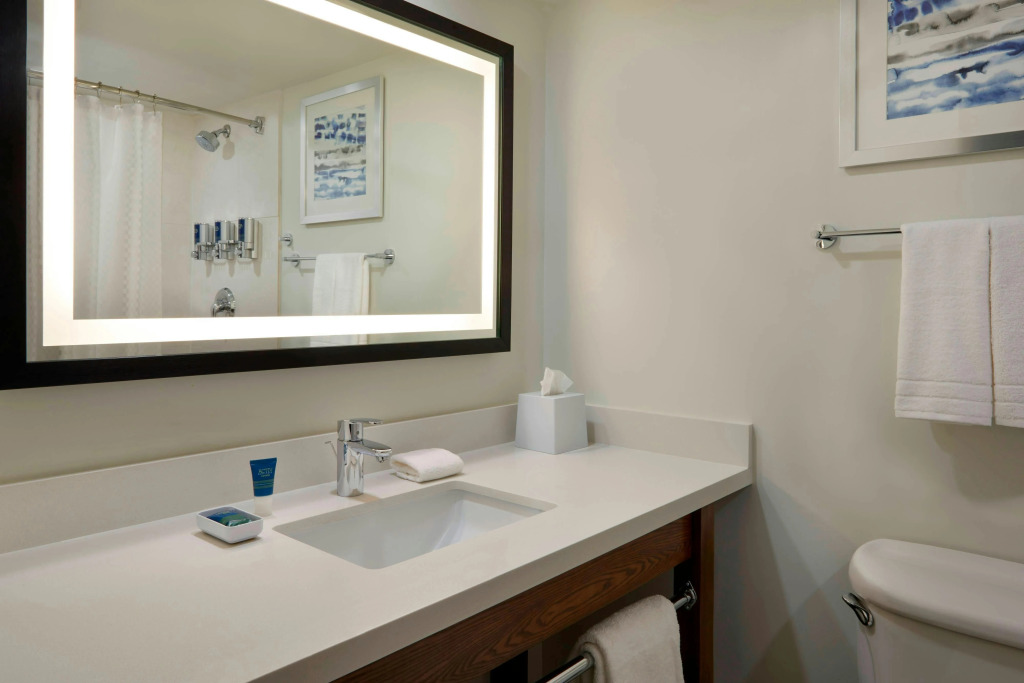 Four Points by Sheraton Toronto Airport
