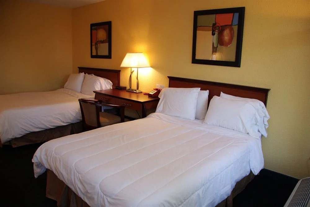 Holiday Park Hotels & Suites