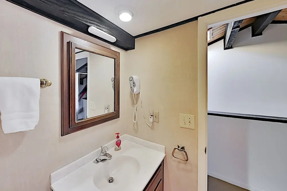 2581aswa 3 Bedroom Townhouse