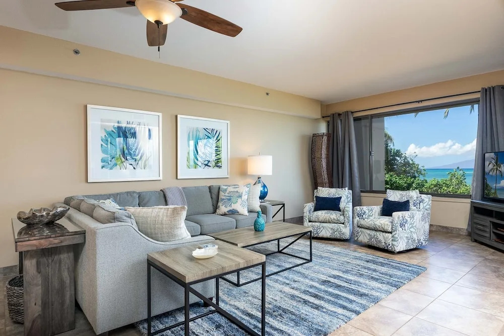 Sands Of Kahana 315 2bd/2ba Oceanfront 2 Bedroom Condo by RedAwning