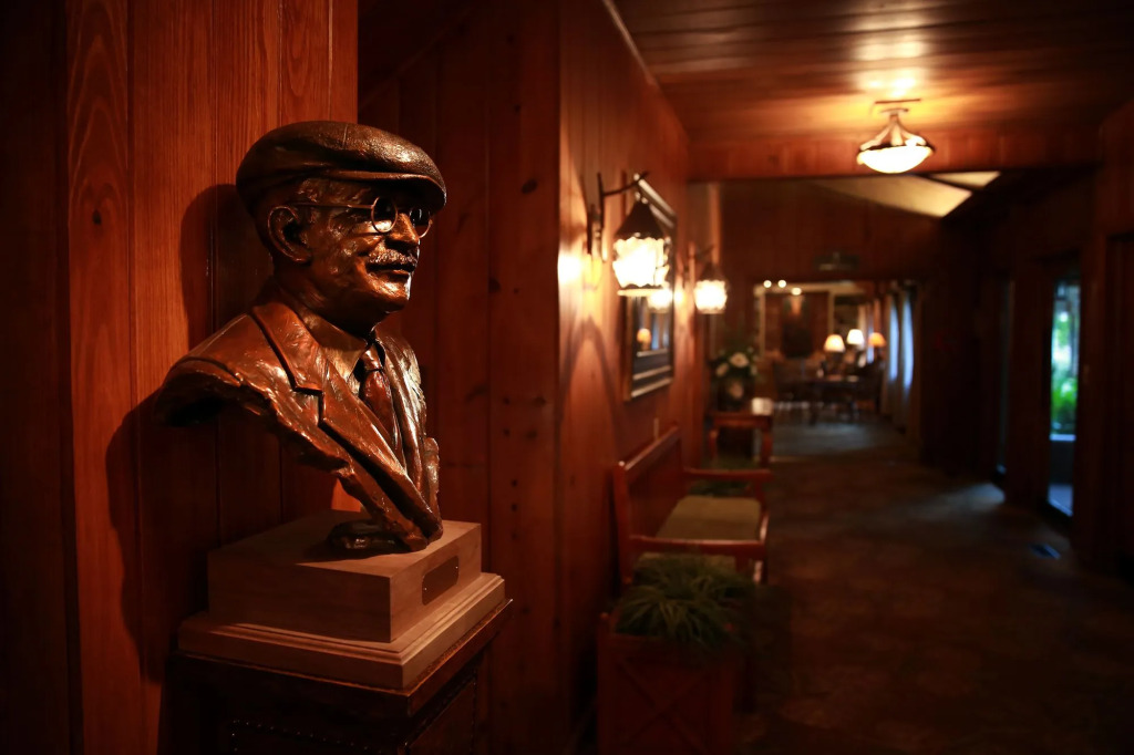 Pine Needles Lodge