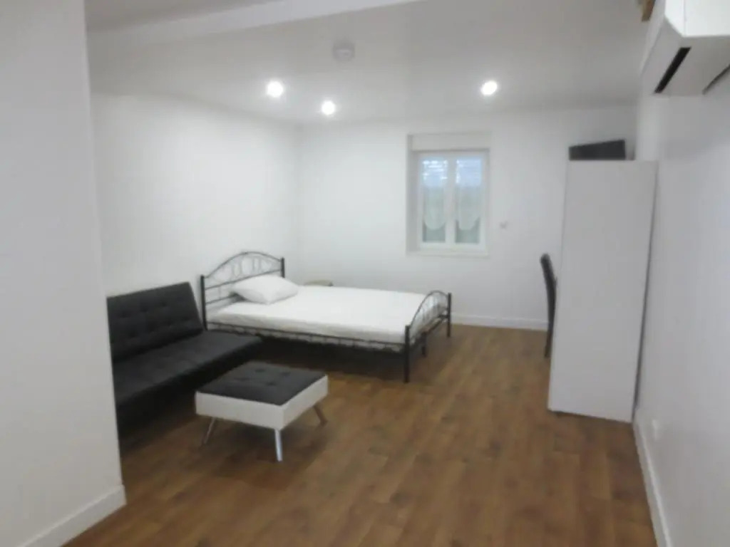 Appartements et studios meublés au centre ville dOuzouer Sur Loire