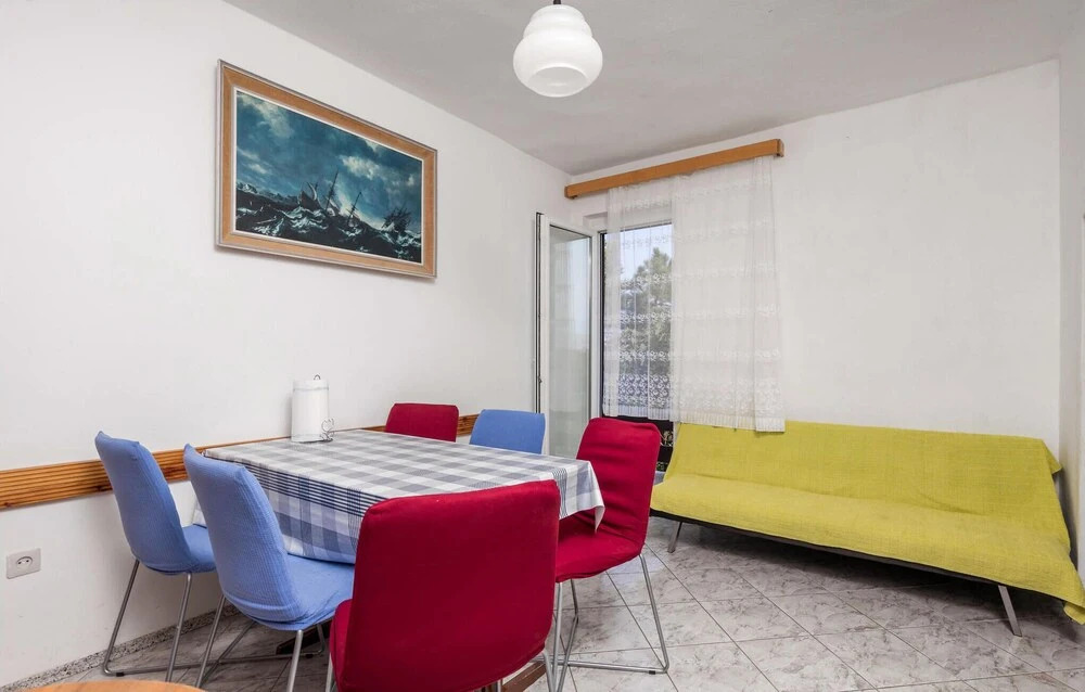 Nice Apartment in Bosana-pag With 3 Bedrooms and Wifi