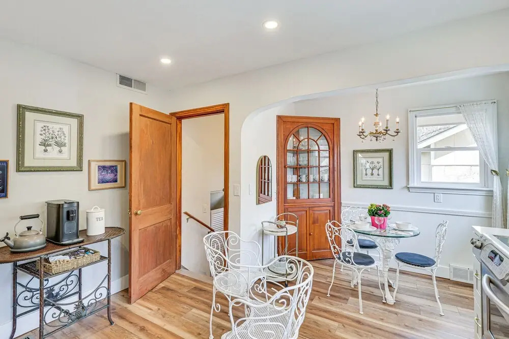 Quaint Hot Springs Home < 1 Mi to Downtown!