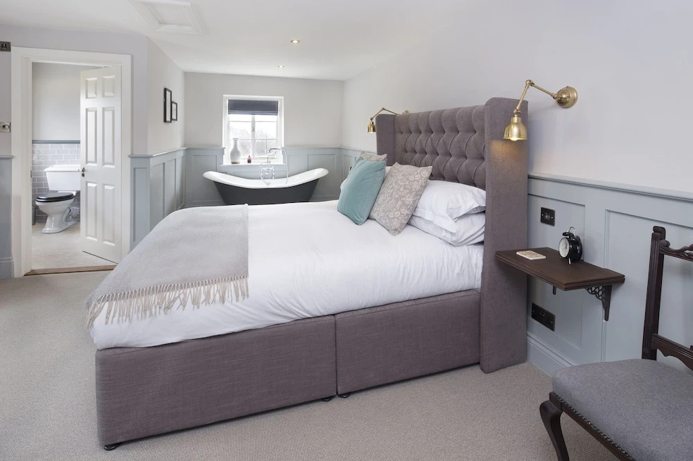 The George Townhouse