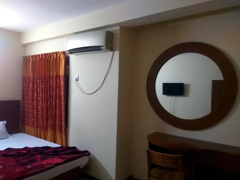 Hotel Delwar Paradise