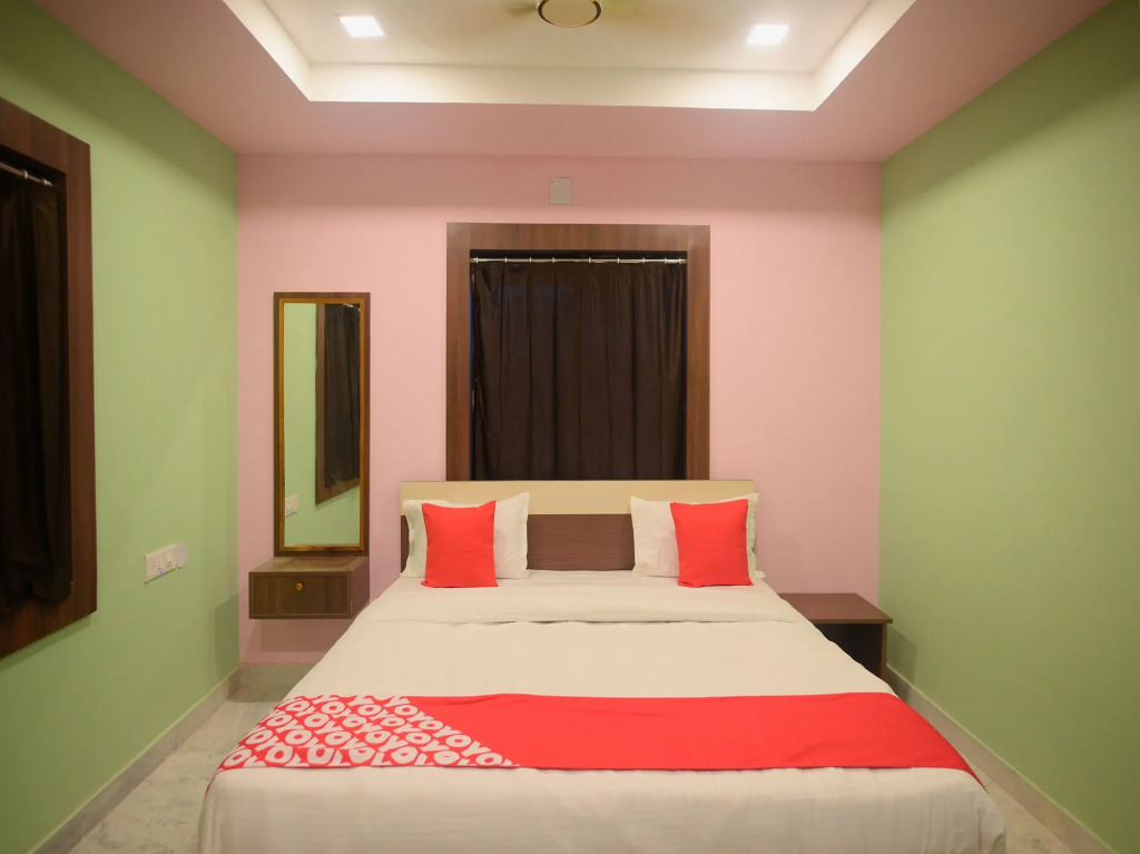 Capital O 14489 Hotel Aryan