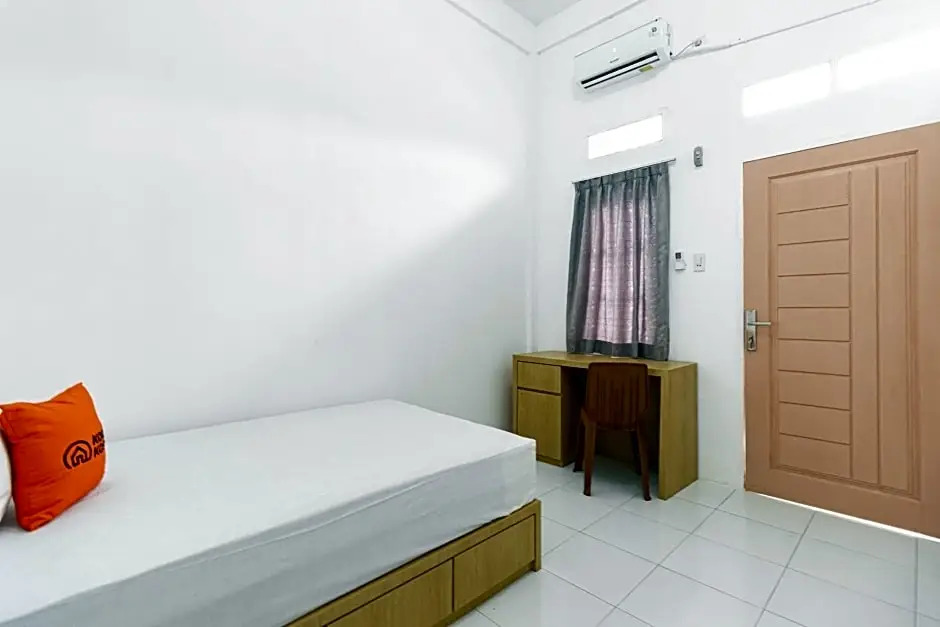 KoolKost Syariah At Perumnas Bumi Teluk Jambe - Minimum Stay 30 nights