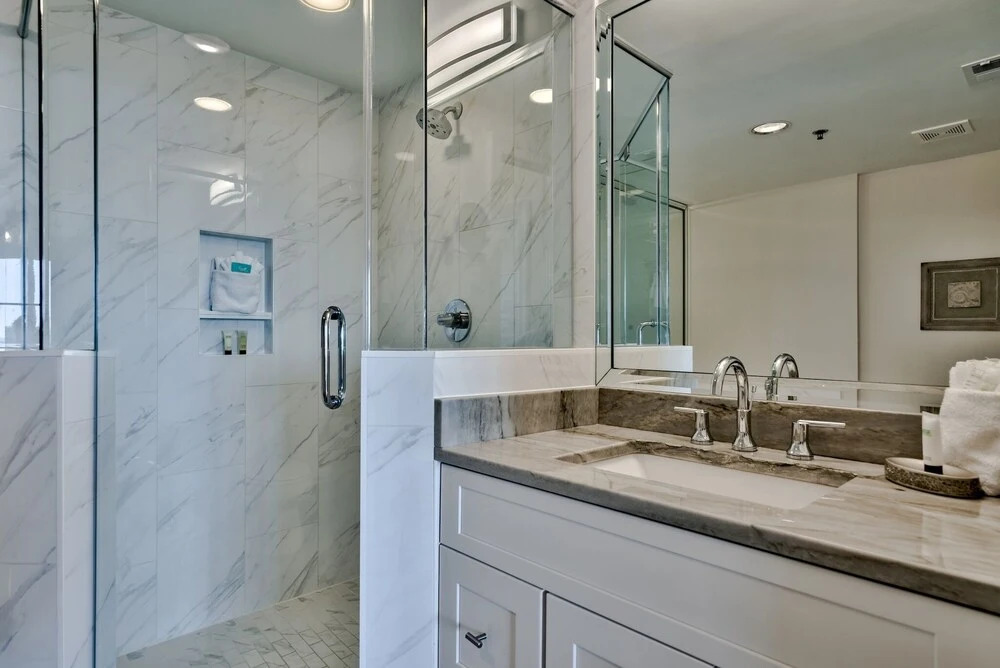 Sterling Gem Heated Pool Beach Front