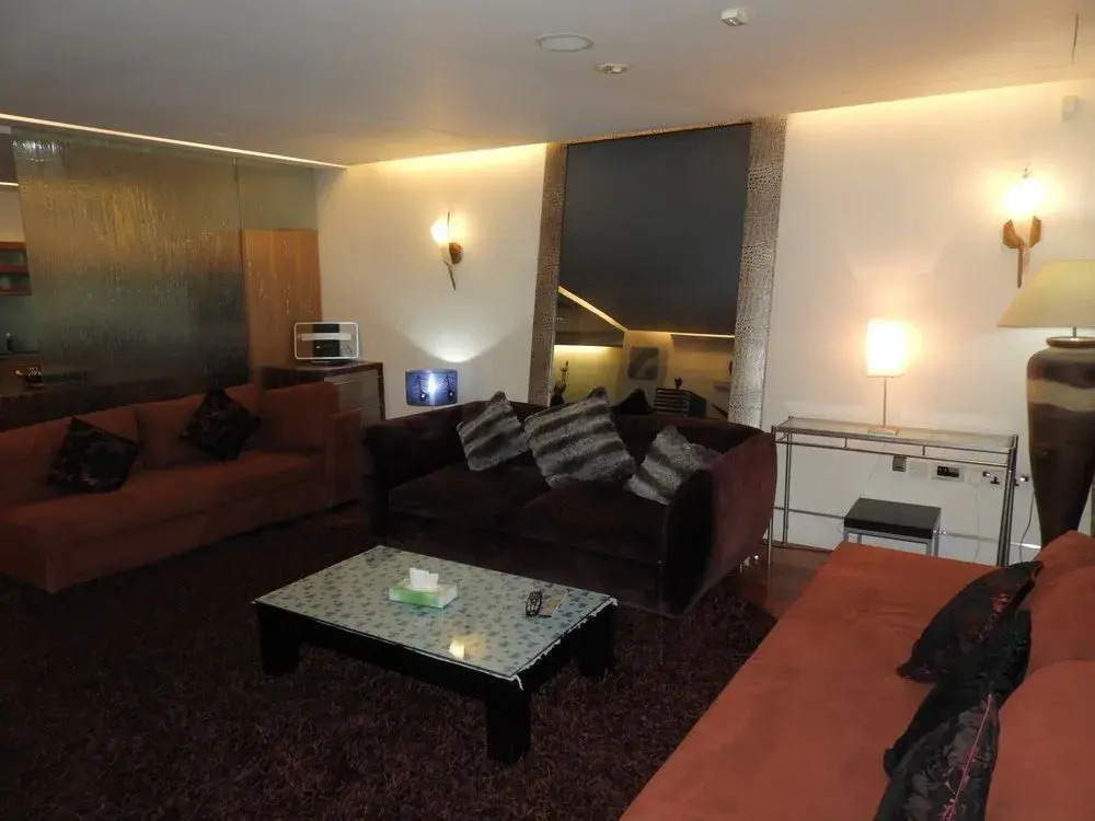 Brompton Road Apartments 3 beds