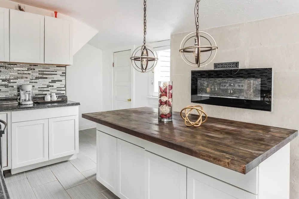 Modern 3 Bedroom House in Fountain Square