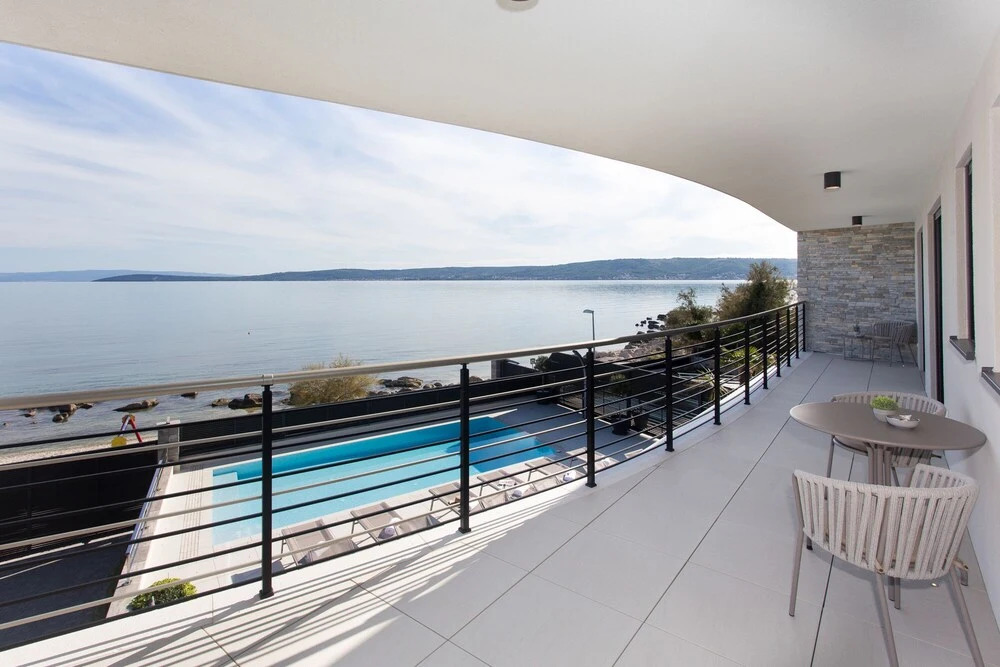 Luxury Beachfront Villa Sea Queen - Kastela