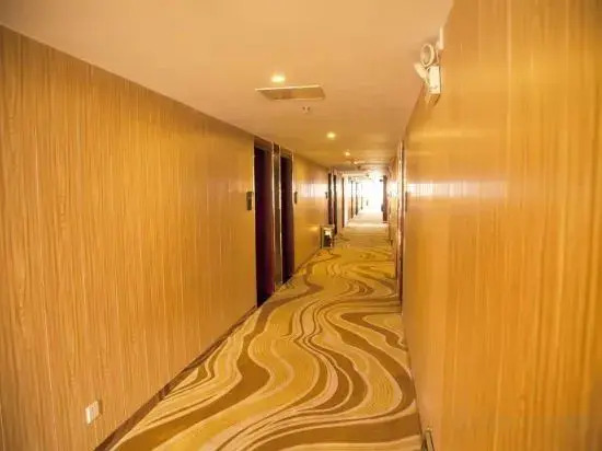 Huayue Hotel