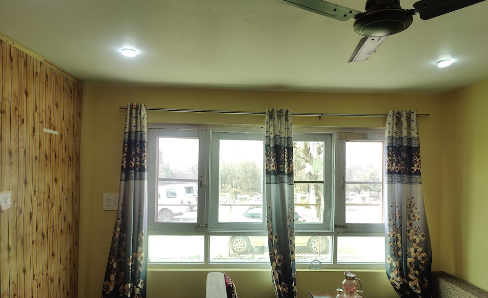 HATYZ Guest House