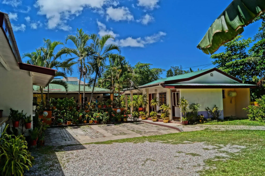 Chez May-Paule Guesthouse