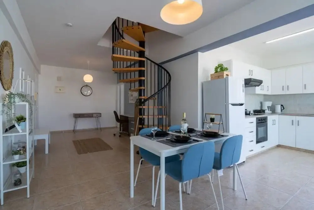 Chloris 3- Bedroom Apartment in Larnaca