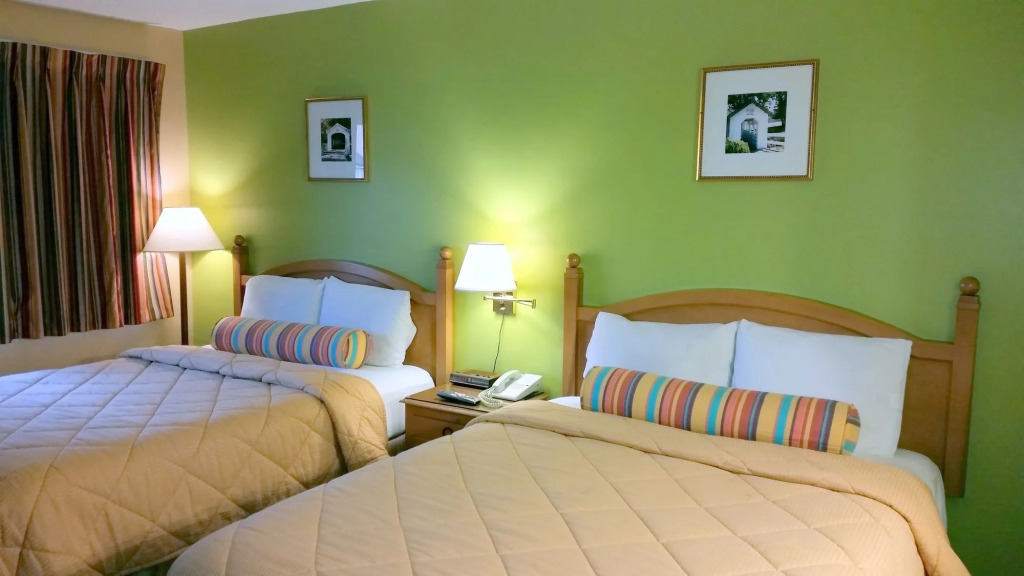 Travelers Inn Eugene University