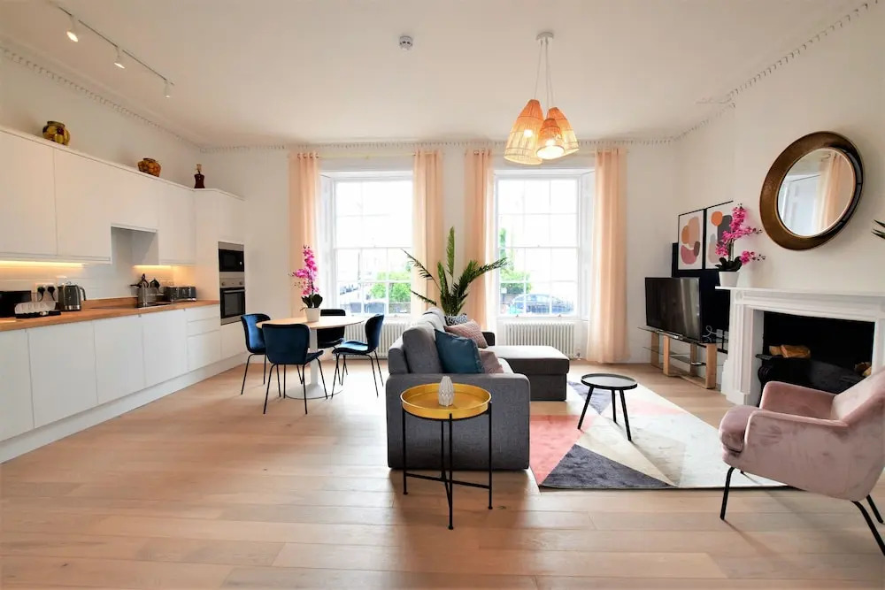 Frederick Place - Your Apartment