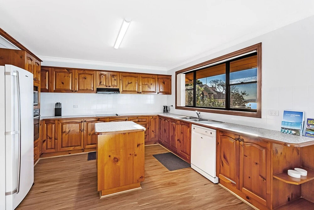 Pacific Waters - Unbeatable Views of Port Stephens
