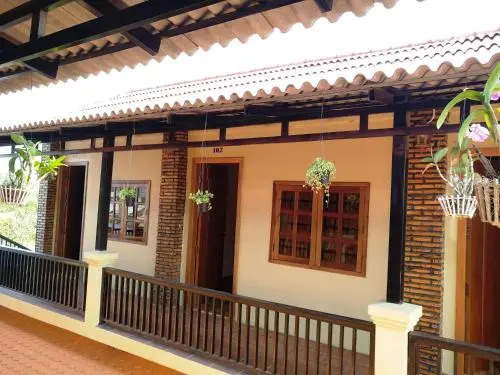 New World Guesthouse