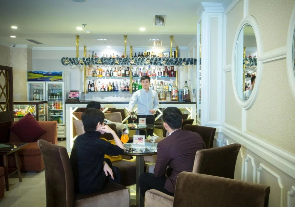 Chalcedony Grand Hotel
