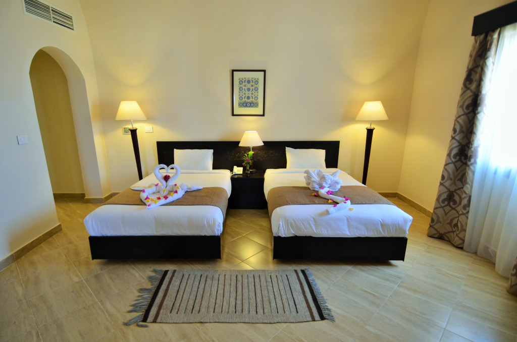 Rohanou Beach Resort