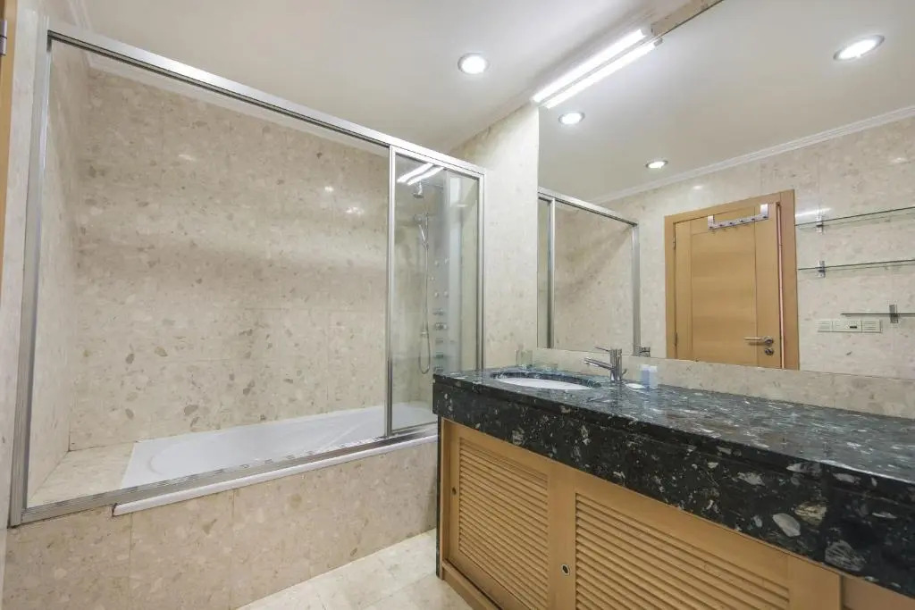 LovelyStay - Modern apartment in Anjos