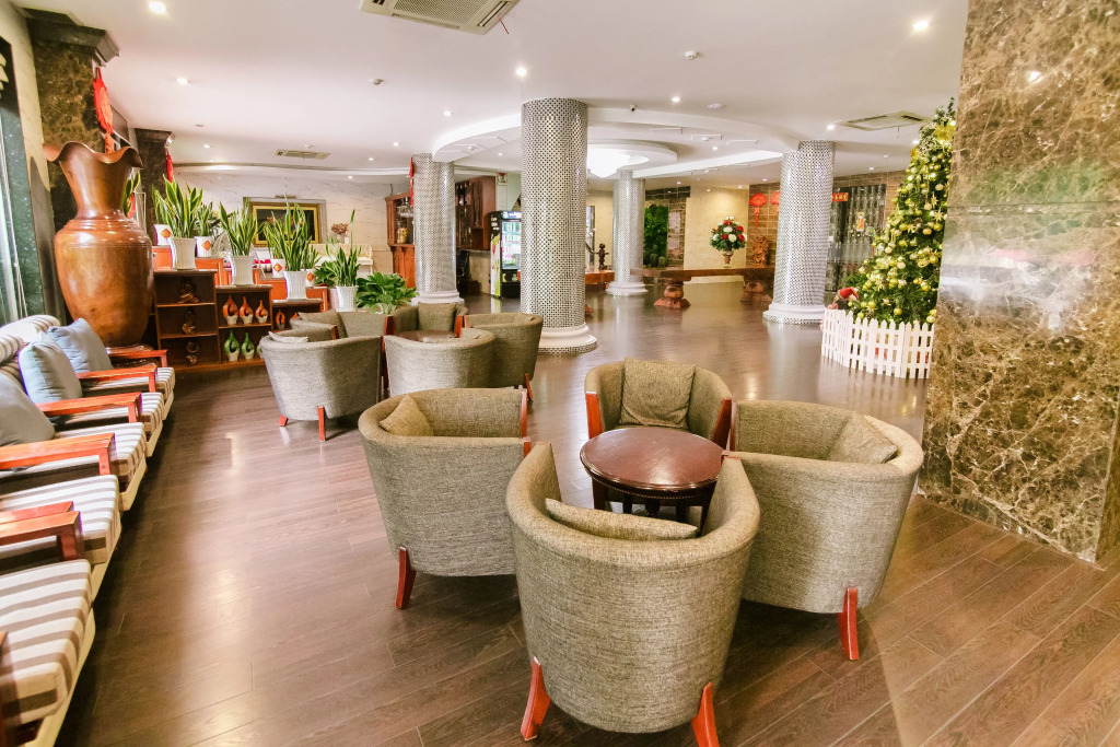 Long Bao Chau Hotel
