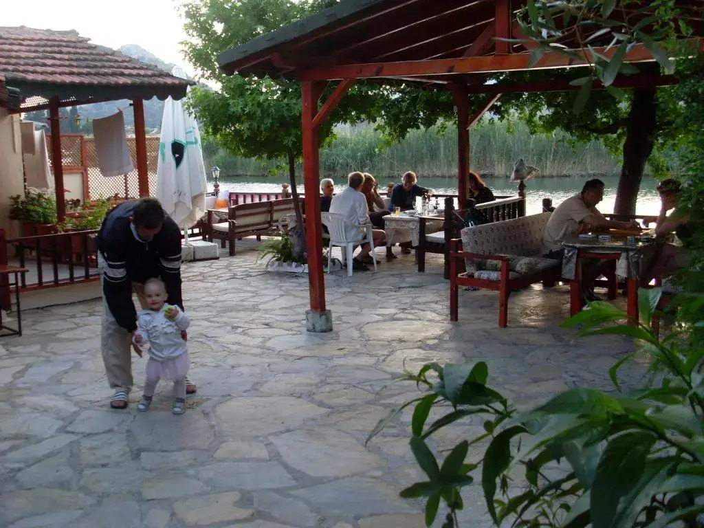 Onder Hostel