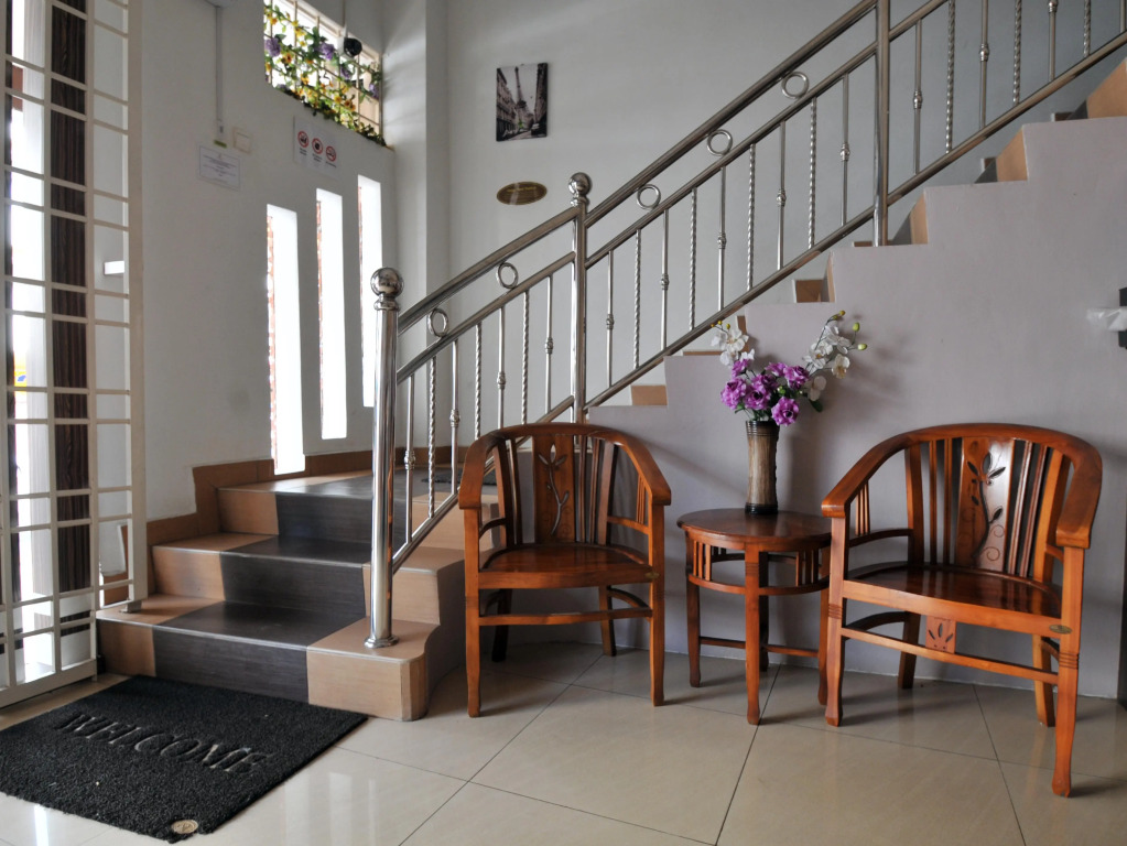 I-Winton Hotel