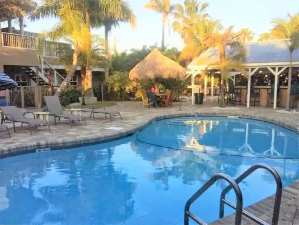 Coconut Grove Resort by Techtravel