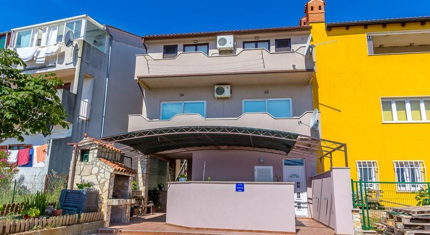 Apartments Kablar