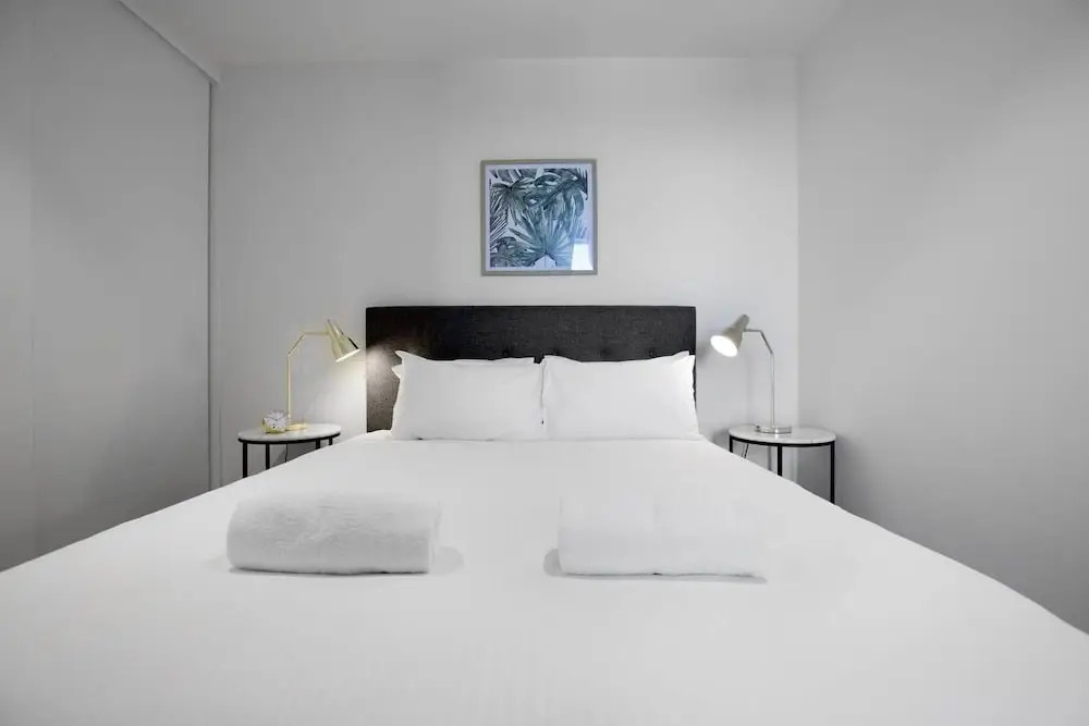 Wow Apartment In Boxhill Central Near Hospital