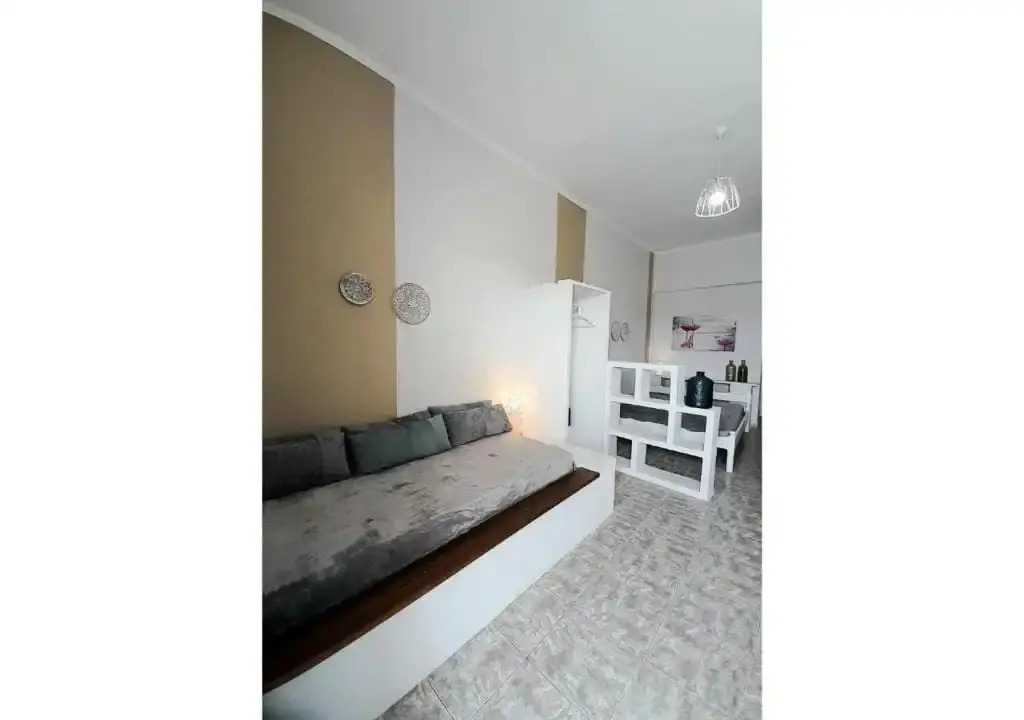 Overhill Apartments Adamas