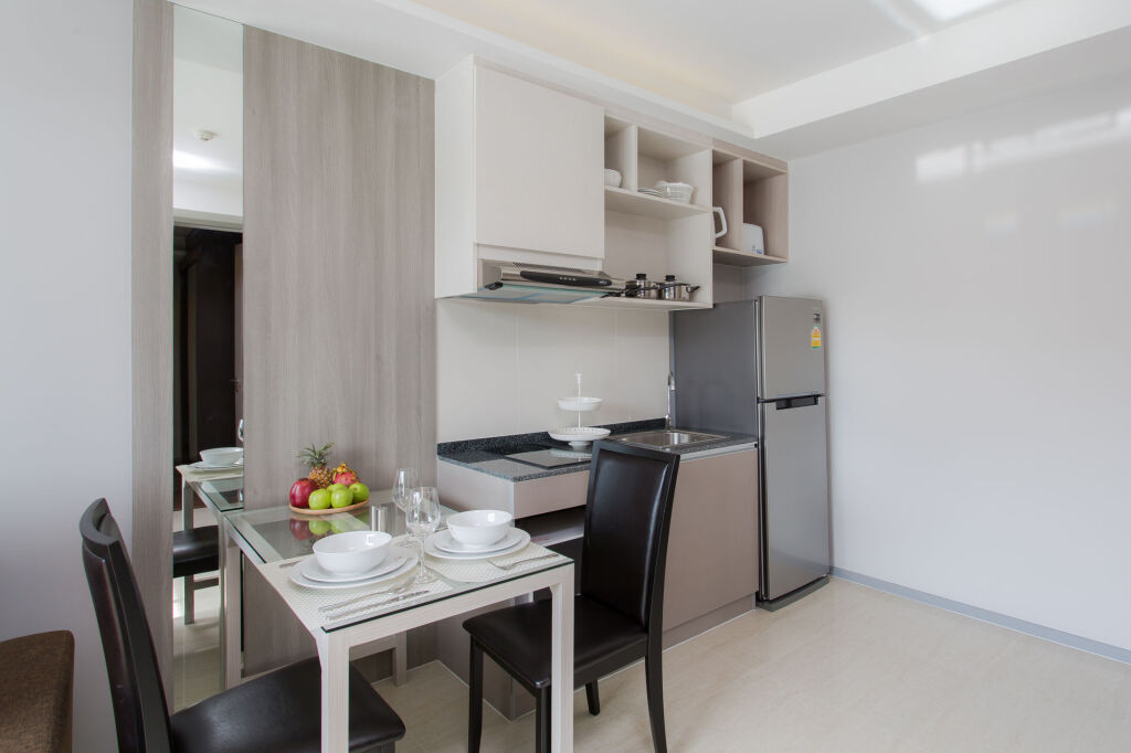 6th Avenue Surin by Lofty